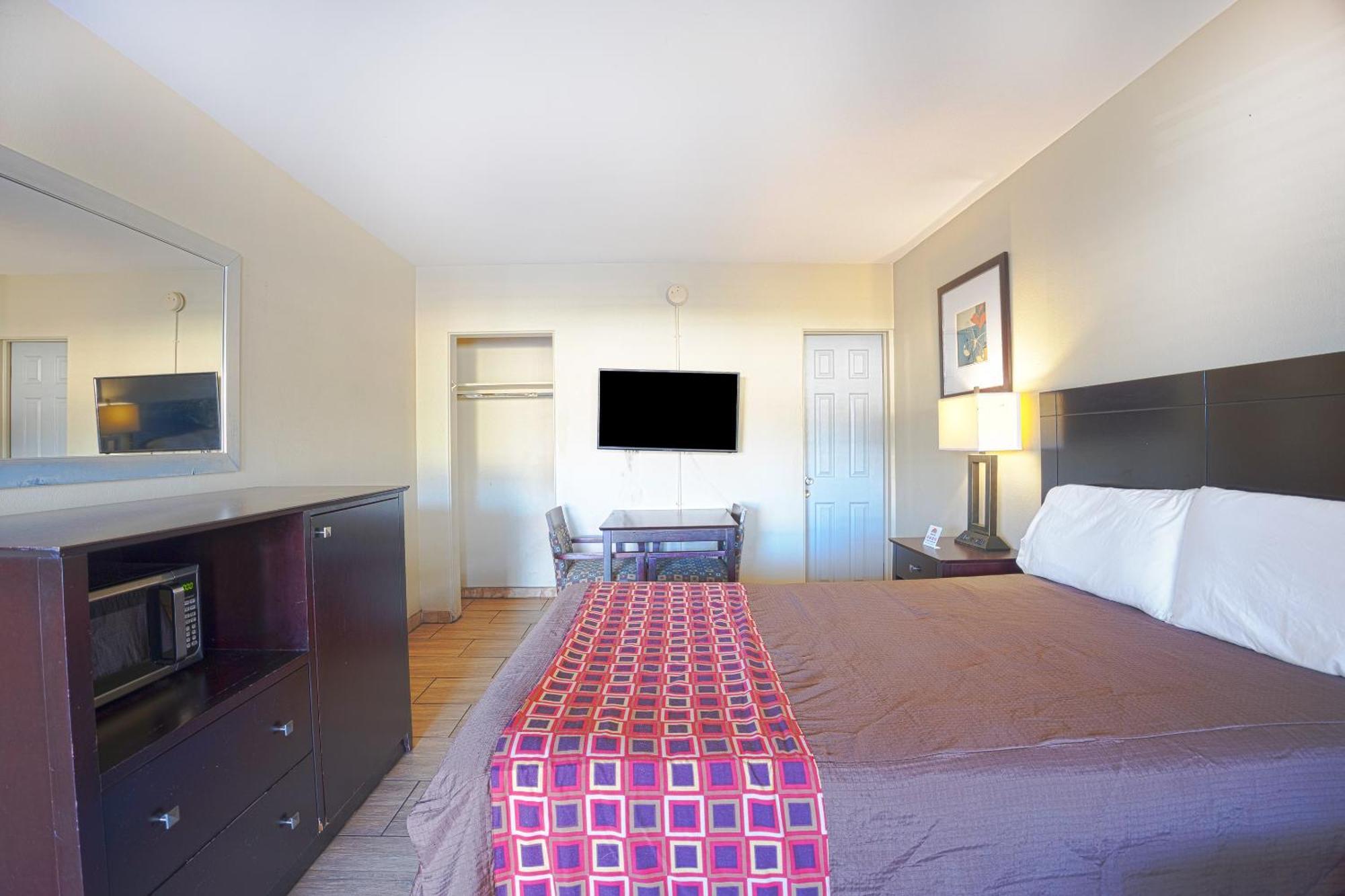 Sunrise Inn By Oyo Titusville Fl ภายนอก รูปภาพ