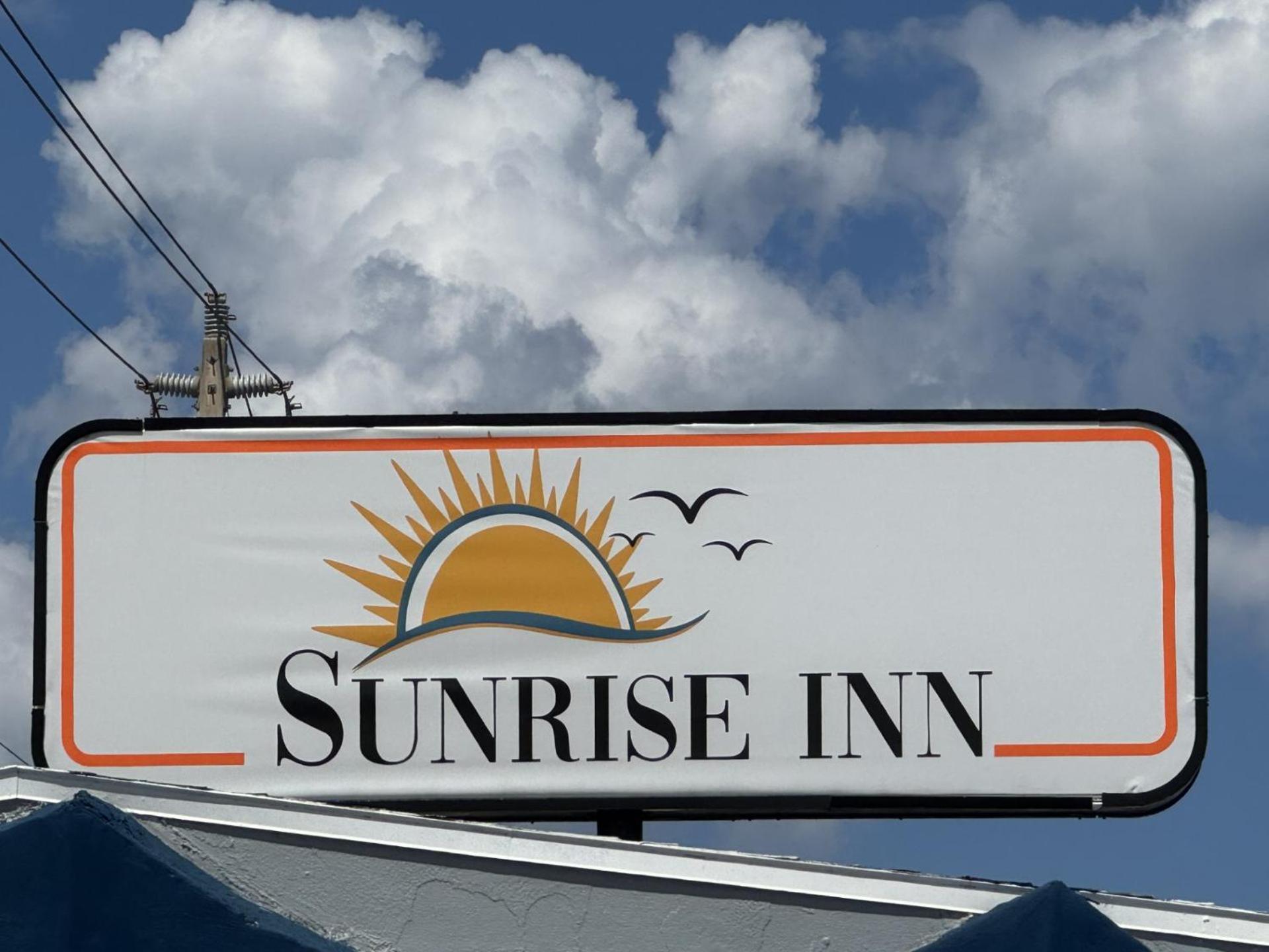 Sunrise Inn By Oyo Titusville Fl ภายนอก รูปภาพ