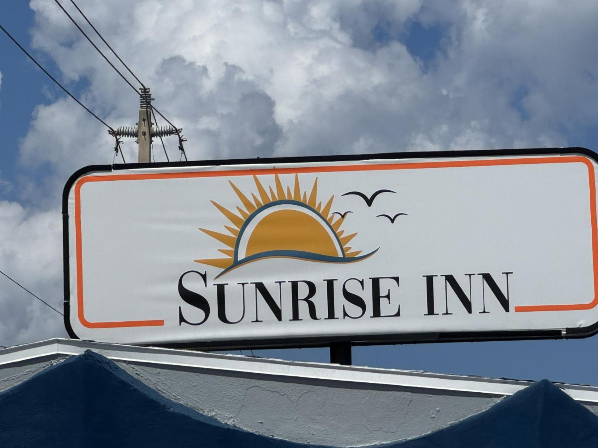 Sunrise Inn By Oyo Titusville Fl ภายนอก รูปภาพ